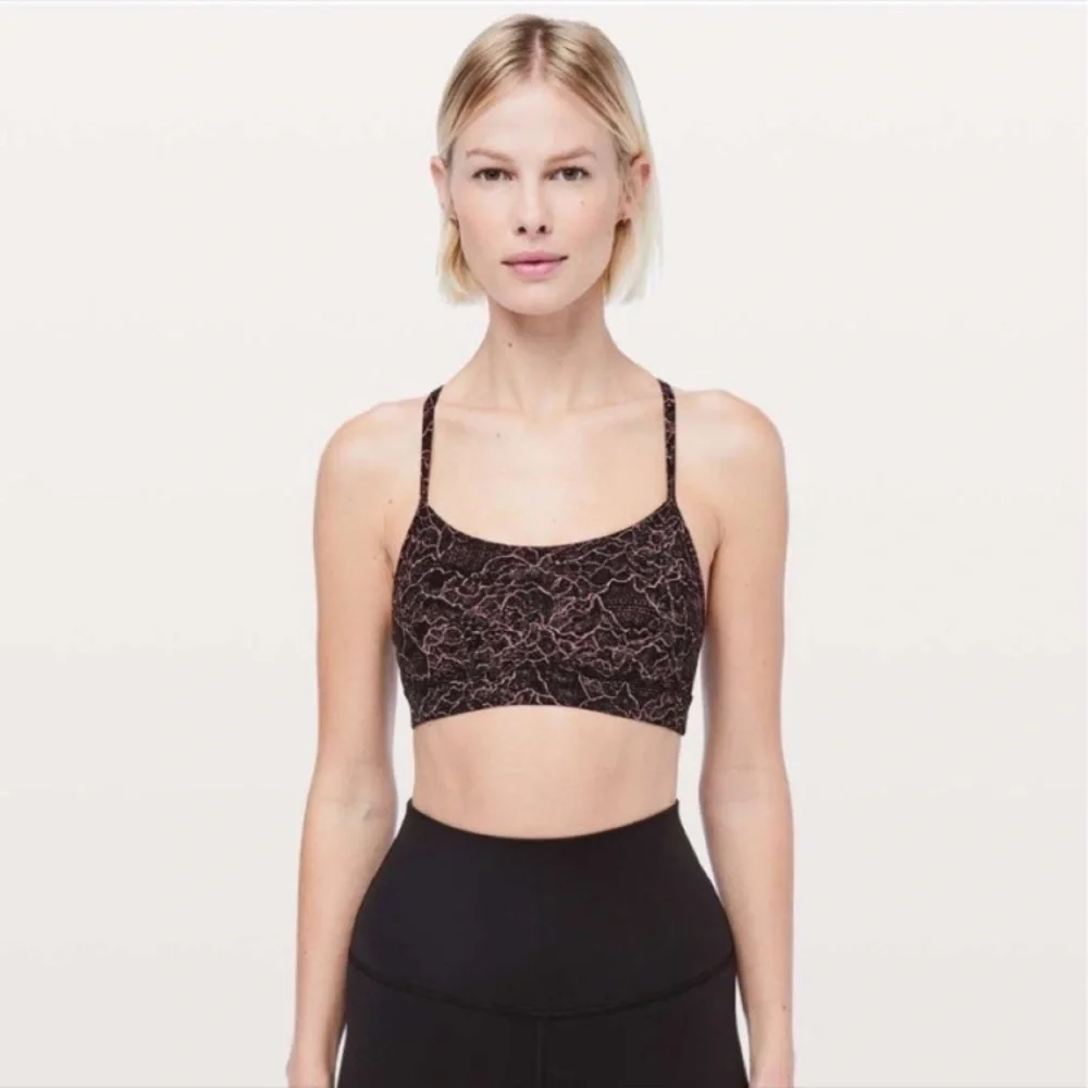LULULEMON Flow Y Bra Nulu Spanish Rose Lacescape Pink Black Size 4 Soft Like New